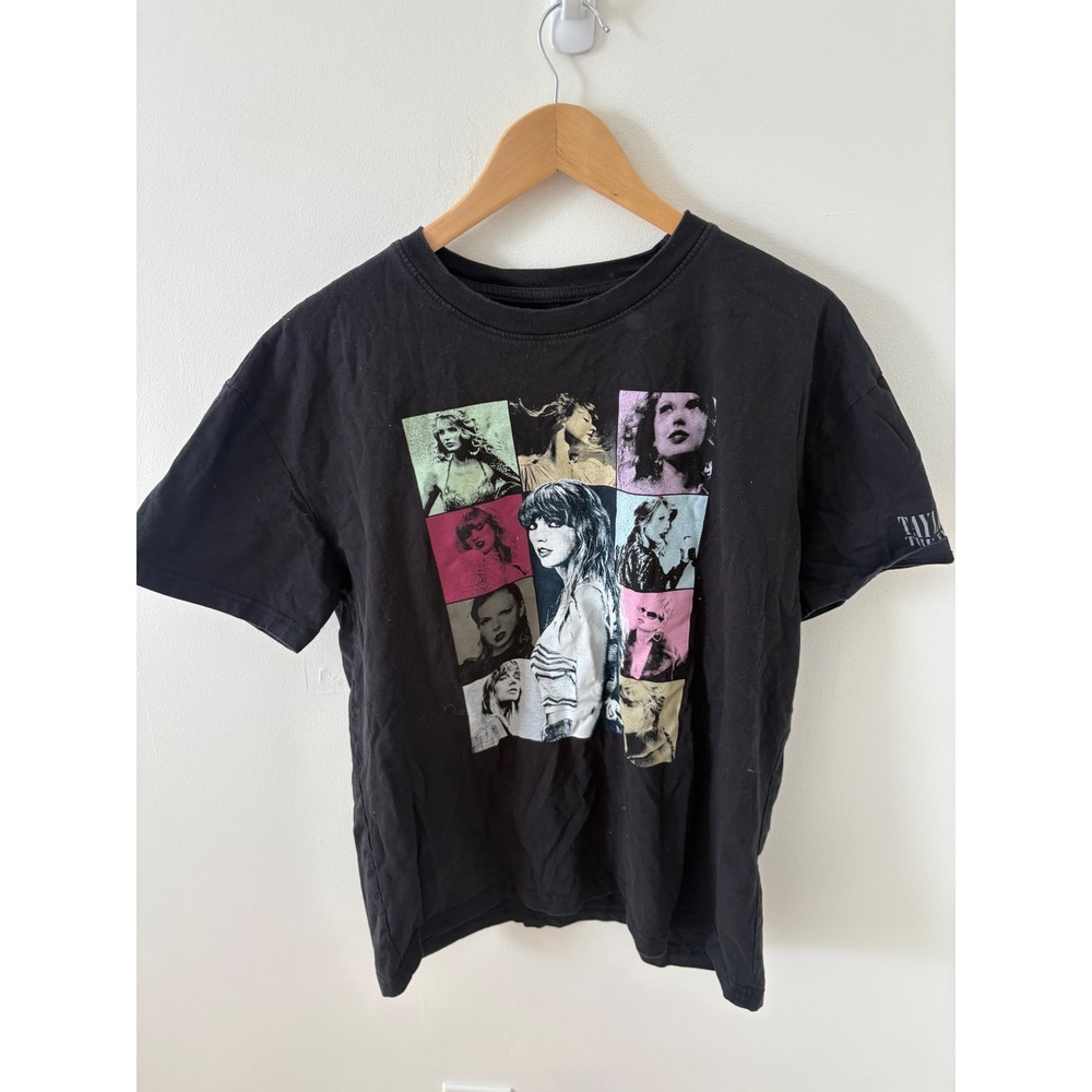 Taylor Swift The Eras Tour Graphic T-Shirt Black Medium Concert Merch Dates